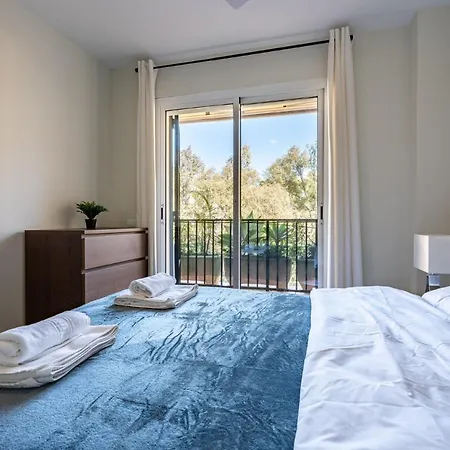 Seaside Bliss 2br With Tranquil Terrace Pool And Parking * Фуэнхирола