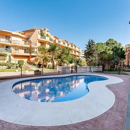 Seaside Bliss 2br With Tranquil Terrace Pool And Parking * Fuengirola